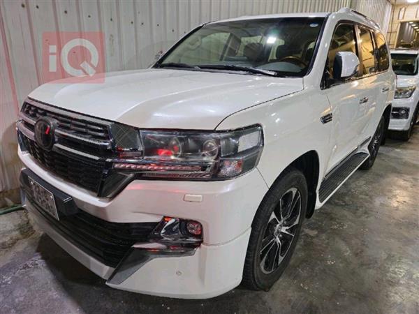 Toyota for sale in Iraq